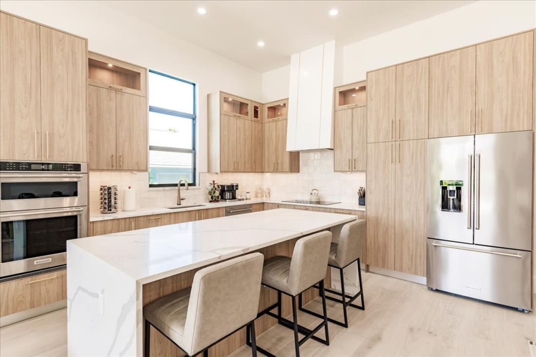 Naples Calming Waves, kitchen & bath photograph 4