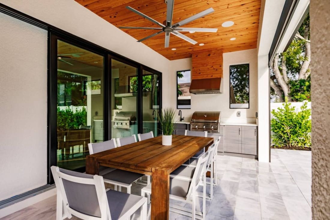 Coastal Elegance, property photograph 10